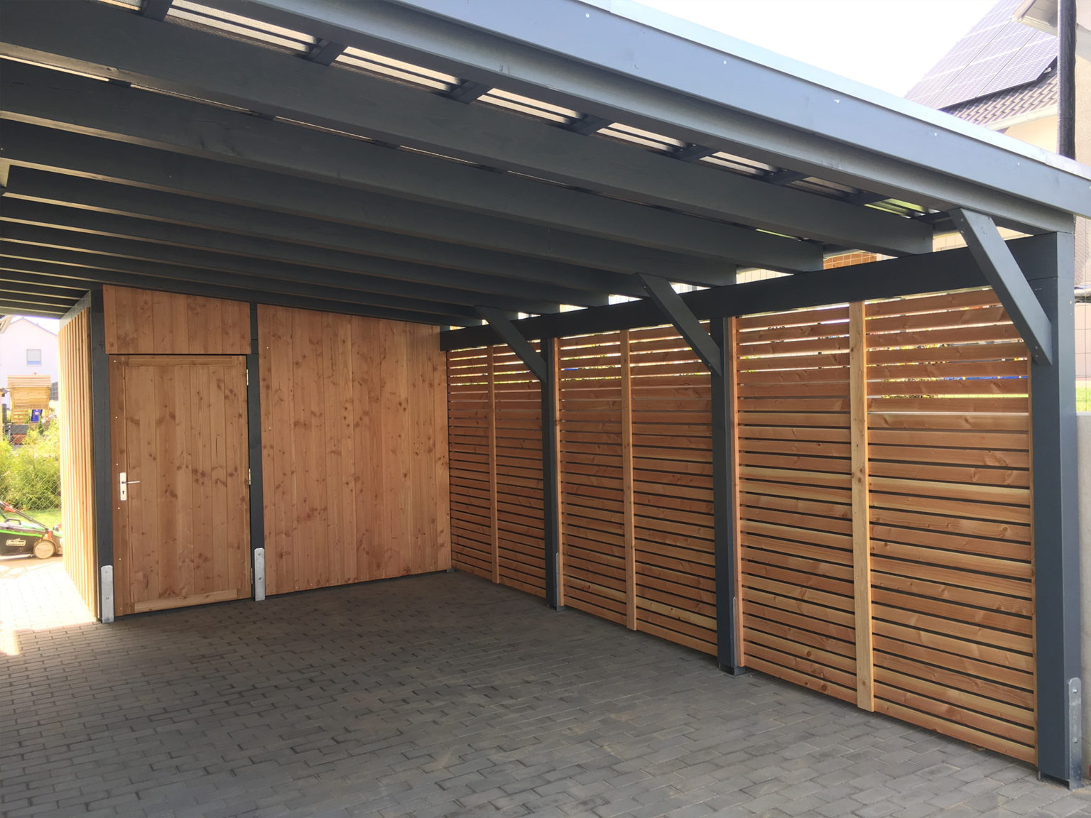 Carports mit Geräte und Abstellraum mit kein Problem