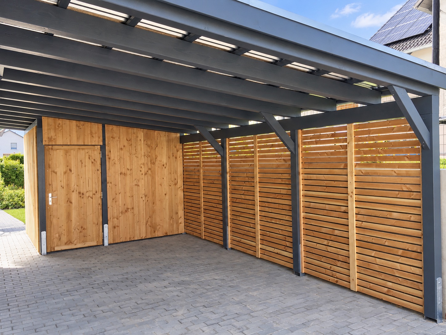 Pultdach-Doppelcarport mit Schuppen